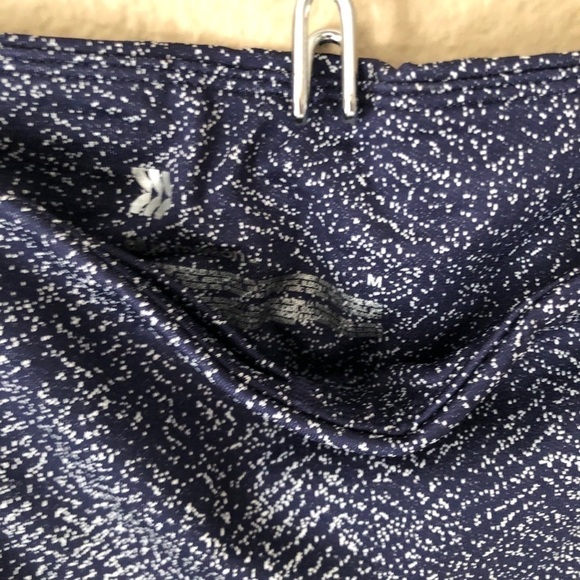 All in motion Contour High-Waisted 7/8 Leggings - Picture 9 of 11